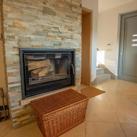 Nyaraló Vineyard Jelenov Hrib *