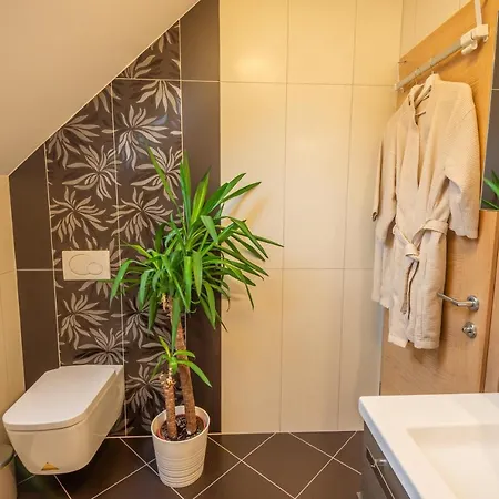 Nyaraló Vineyard Jelenov Hrib